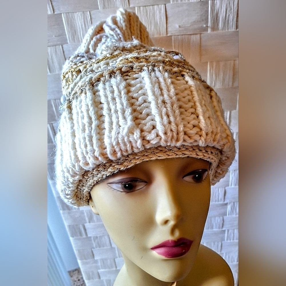 NWT Artisanal Cashmere Blend Monochromatic Beanie - Picture 5 of 11